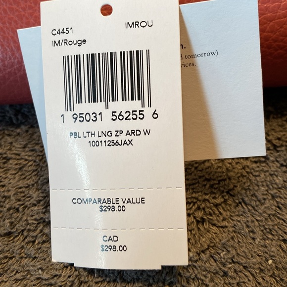 NWT Coach Long Zip Around Large Pebble Leather Wallet - Picture 7 of 14